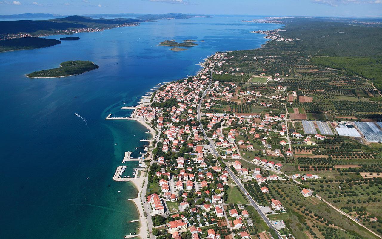 Apartments Villa Oliva Turanj Buitenkant foto